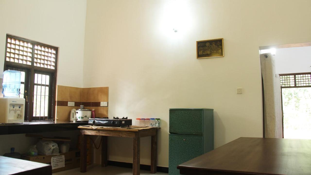 Grand Villa アヌラーダプラ エクステリア 写真